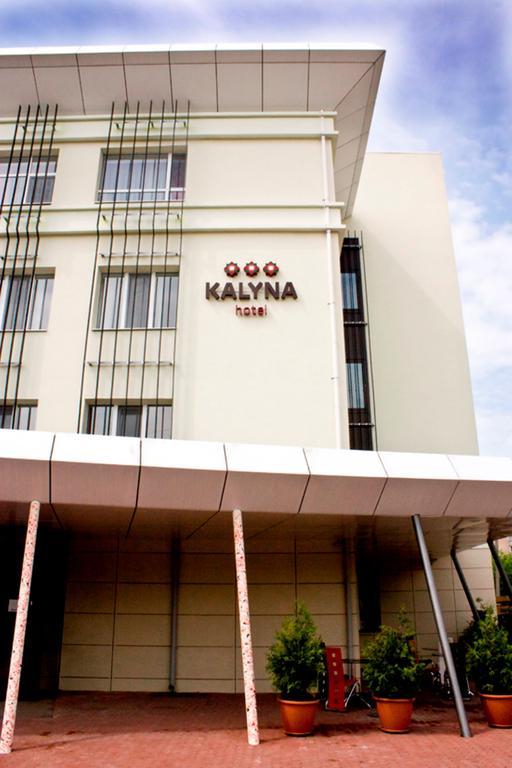 Hotel Kalyna Kharkiv Exterior photo
