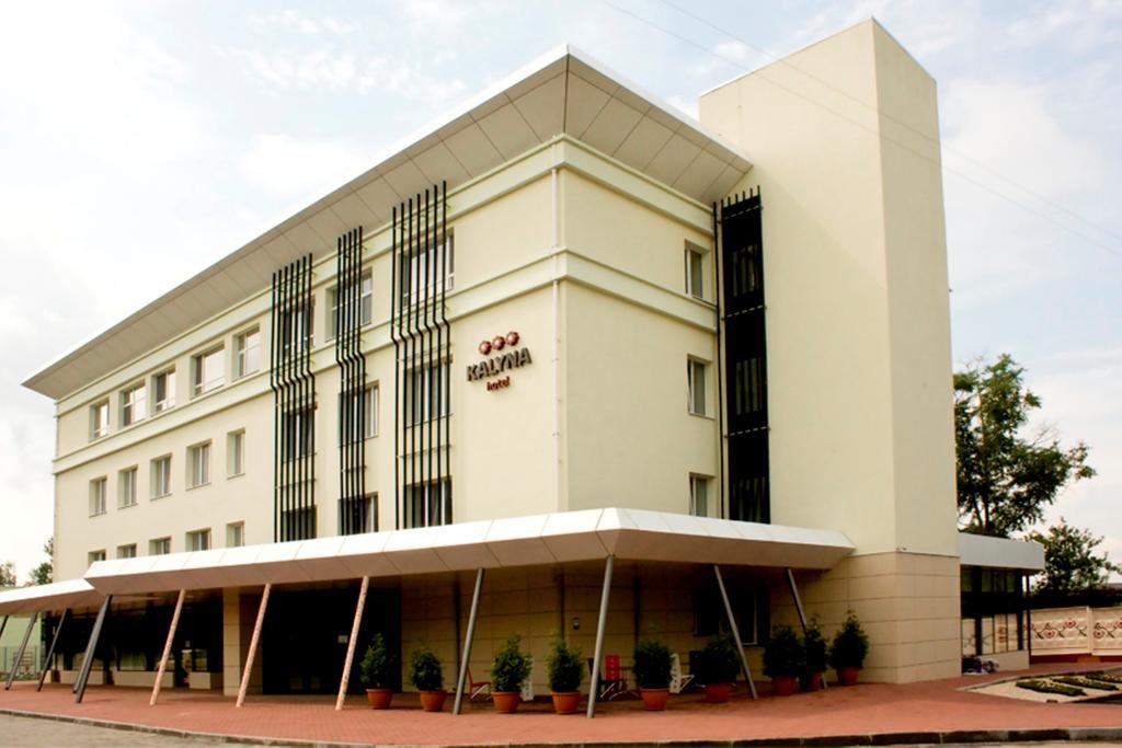 Hotel Kalyna Kharkiv Exterior photo